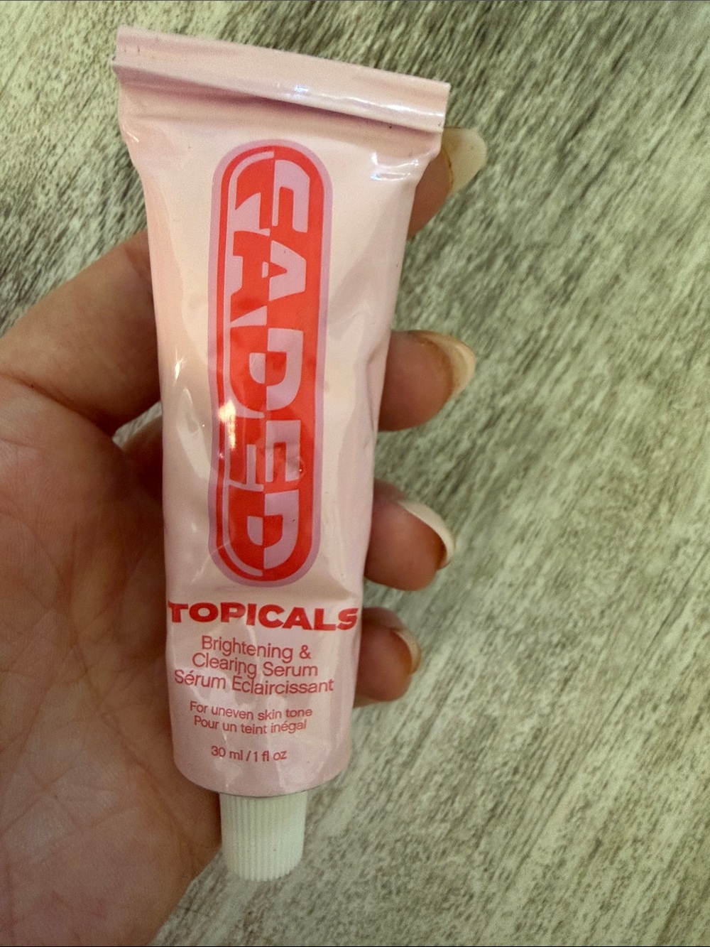 Gleam & Correct Brightening Primer Serum - Pink Tube